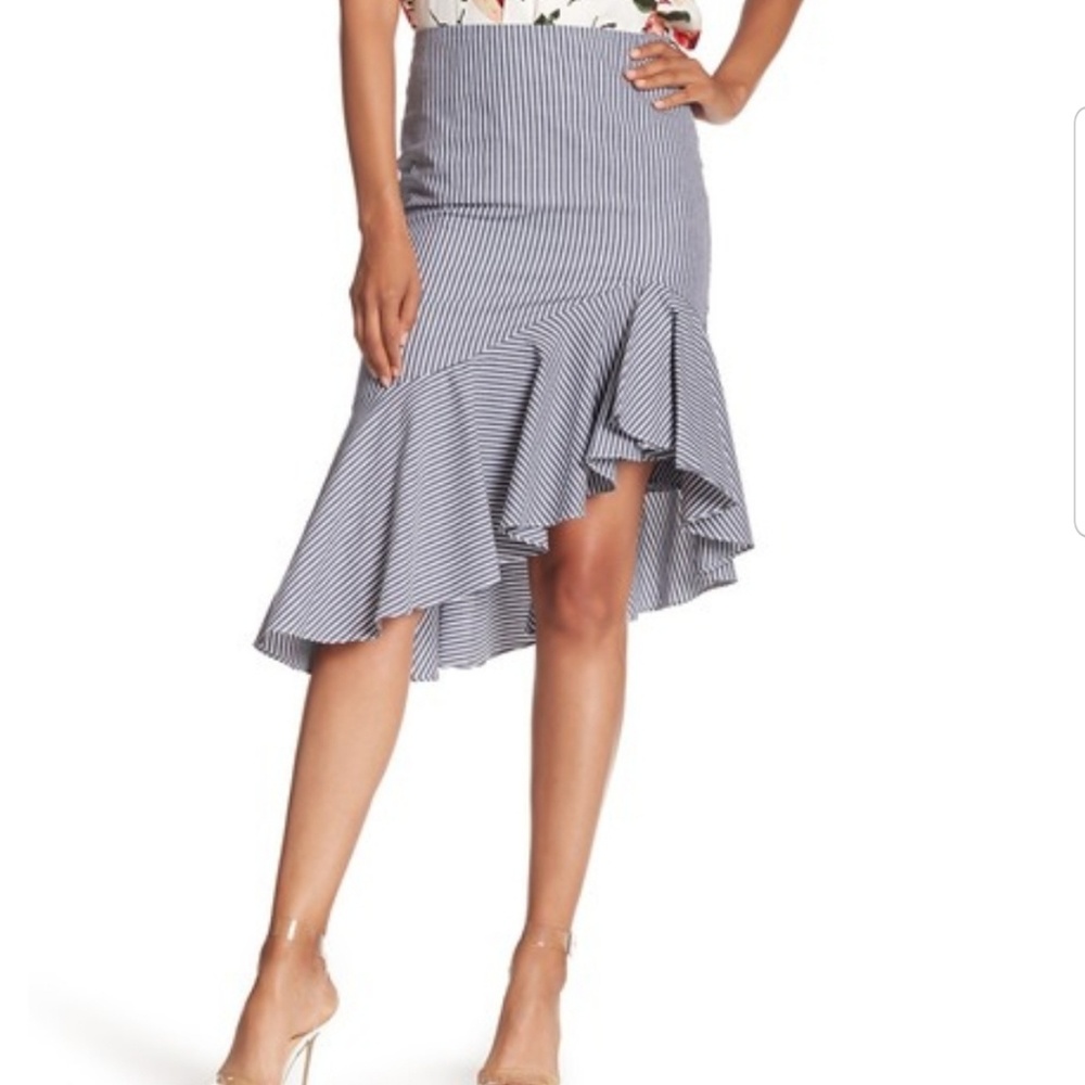 Catherine stripped asymmetrical